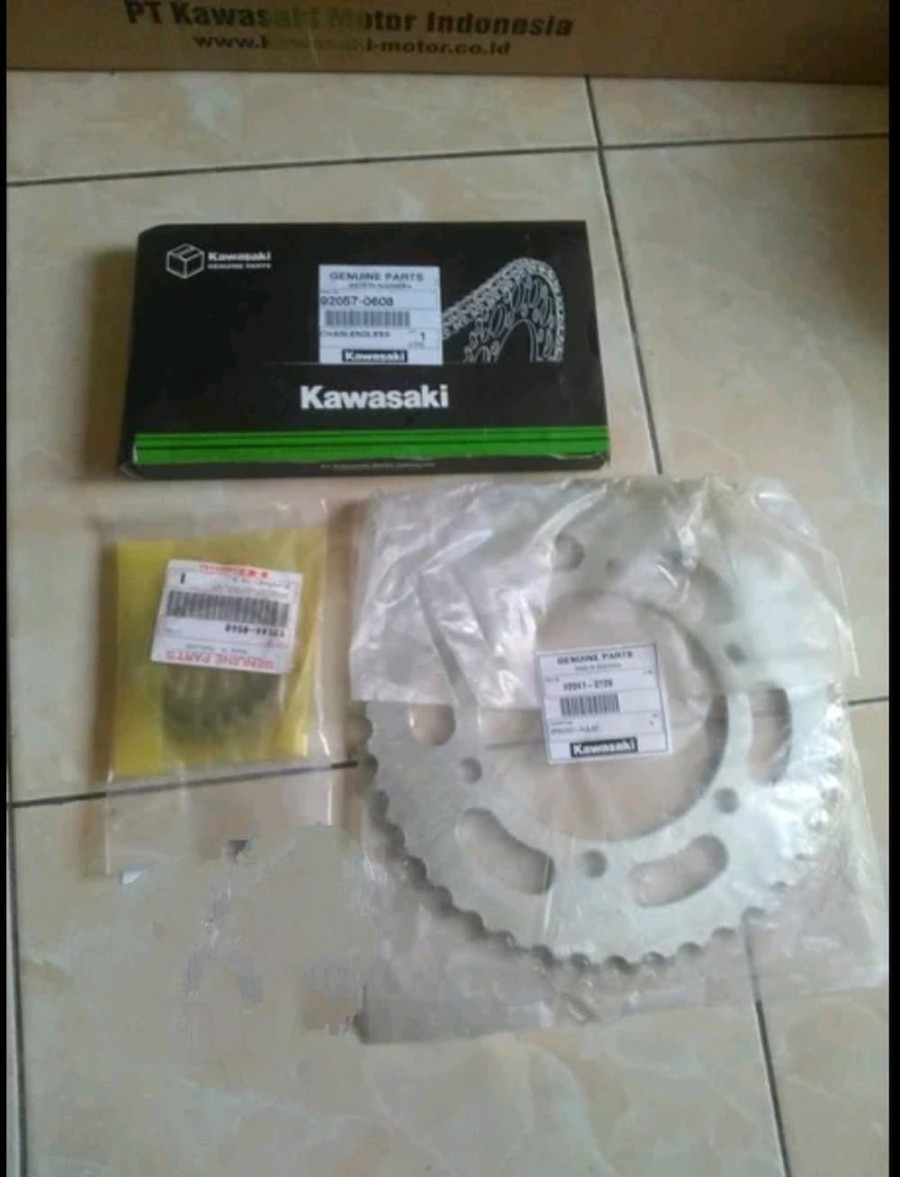 Gir set Kawasaki Ninja RR MONO - Z 250 SL ORI. hnxlx