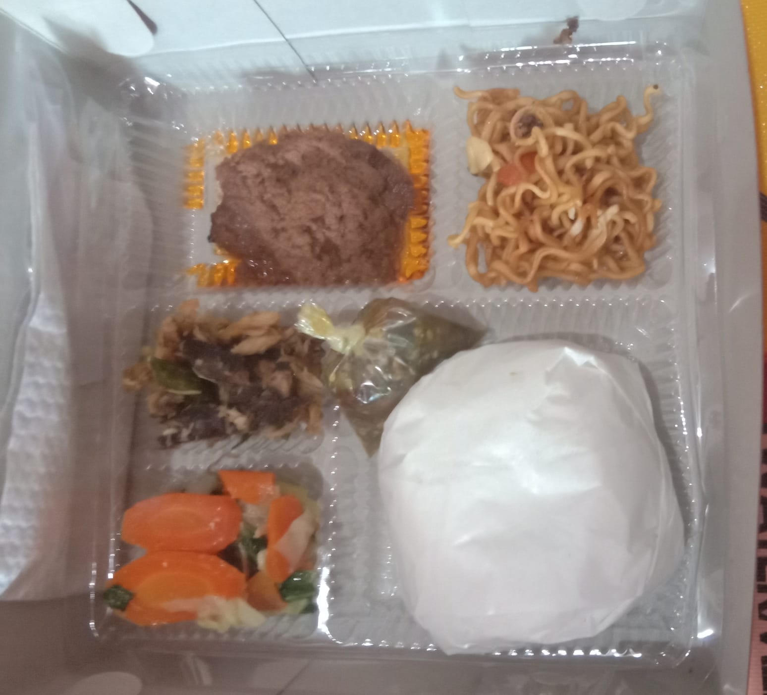 Paket Nasi Rendang Daging