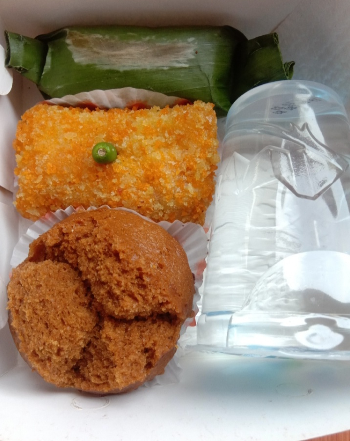 Paket Snack box 18