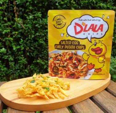 Dlala Salted Egg Potato Chips 100gram