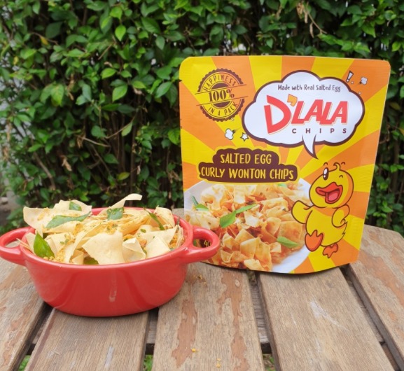 Dlala Salted Egg Wonton Chips 100gram