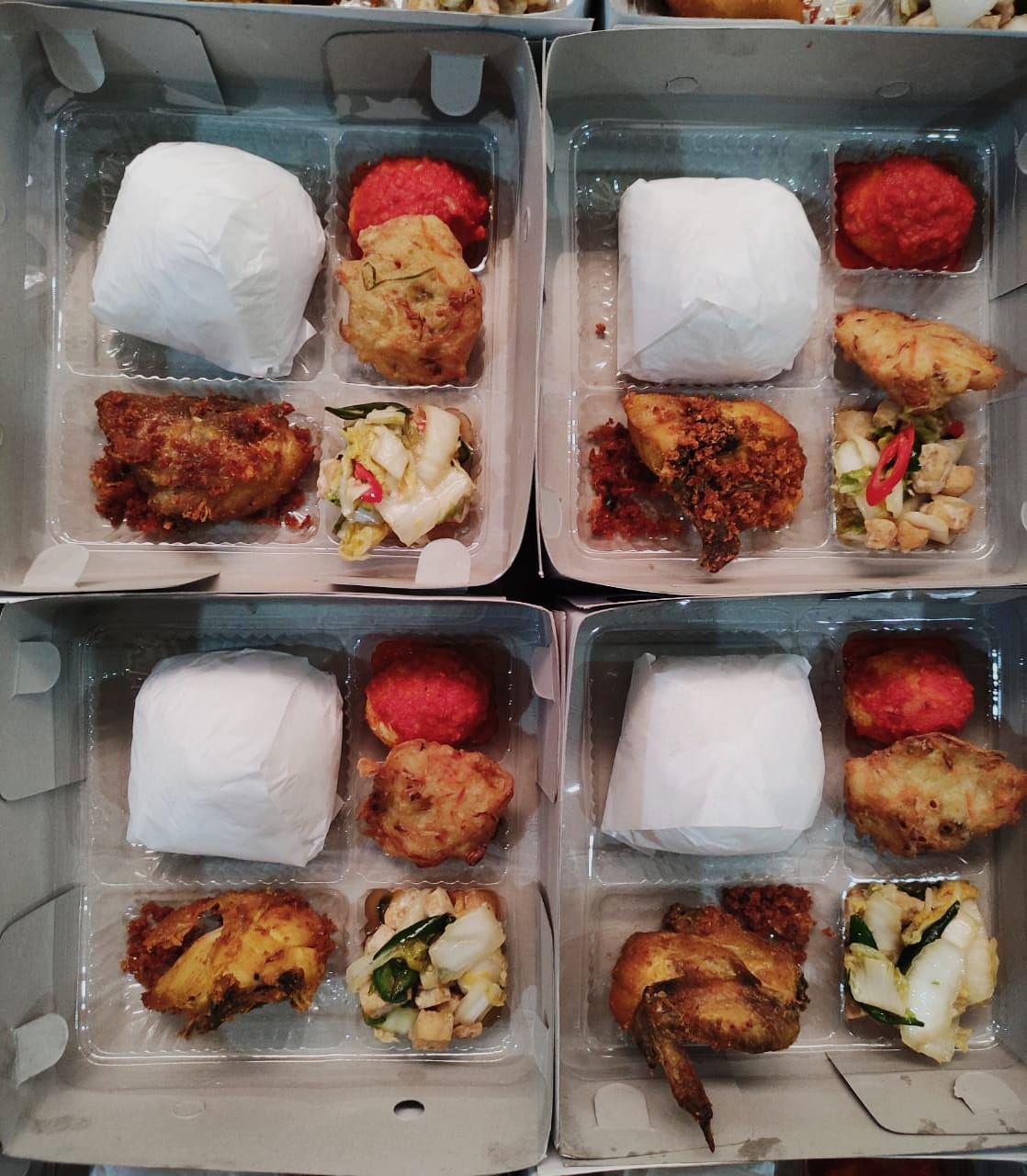 Sanny Culinary Nasi Box 15 (Ayam Goreng &amp; Telur Balado)