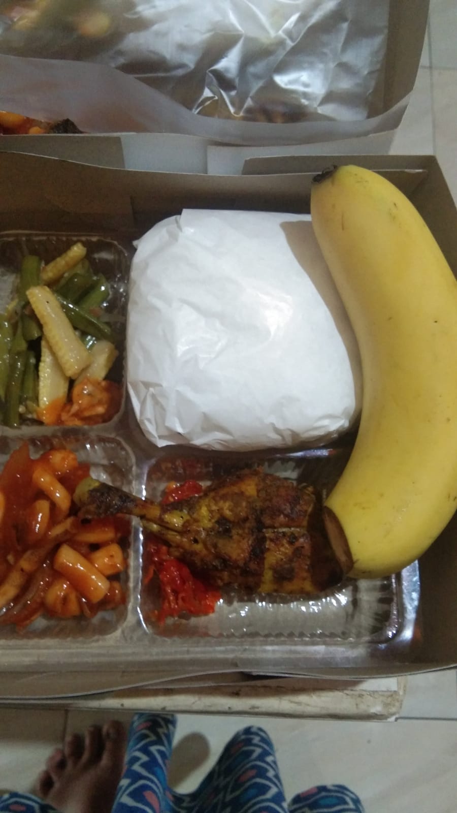 nasi Box (seafood komplit)