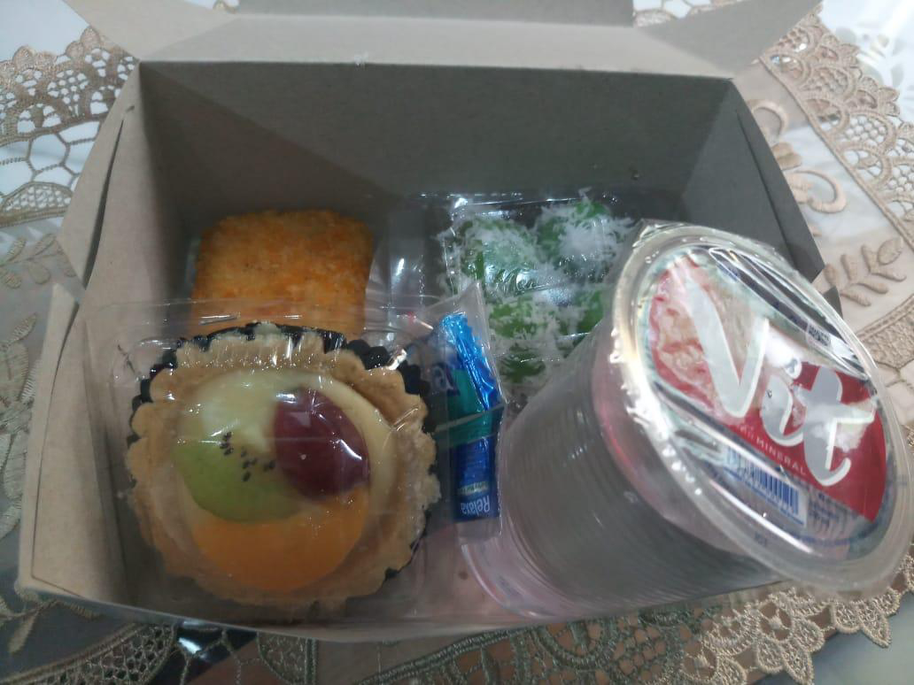 Snack Box 21