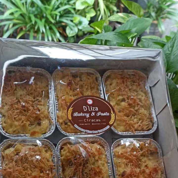 Makaroni Schotel  khas D' Liza Ciracas untuk hampers