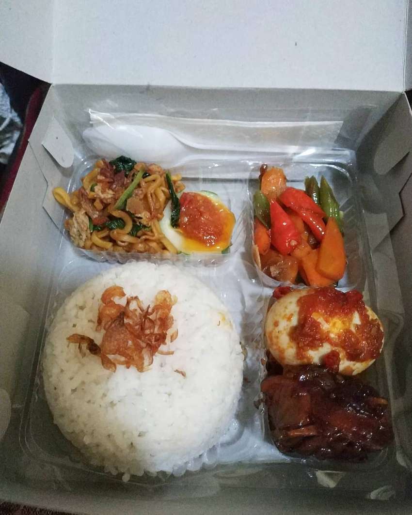 Nasi Box Paket Hemat