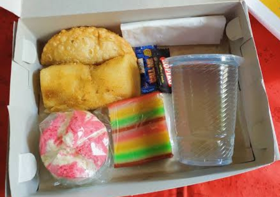 Snack box Pulau Pari