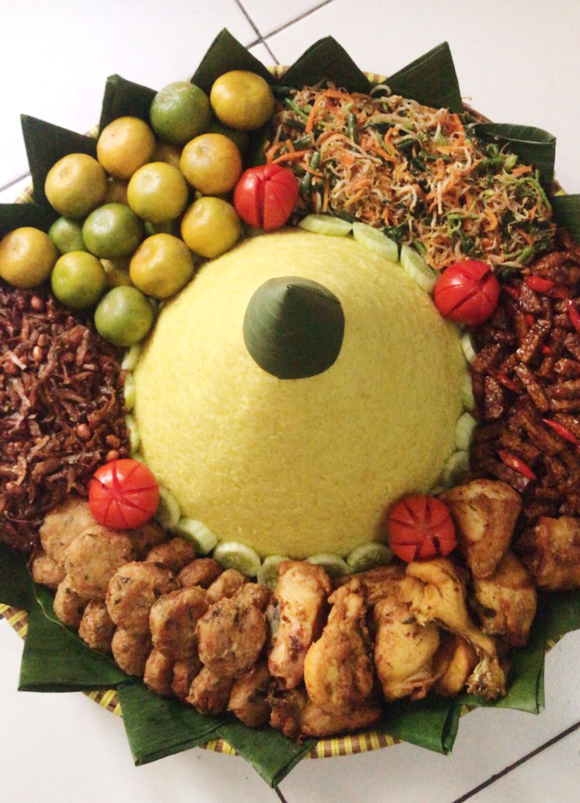 NASI TUMPENG