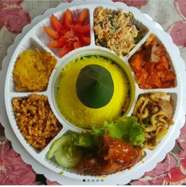 Paket A Nasi Kuning Mini Cihui