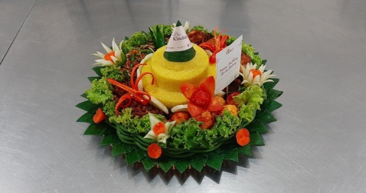 Nasi Tumpeng