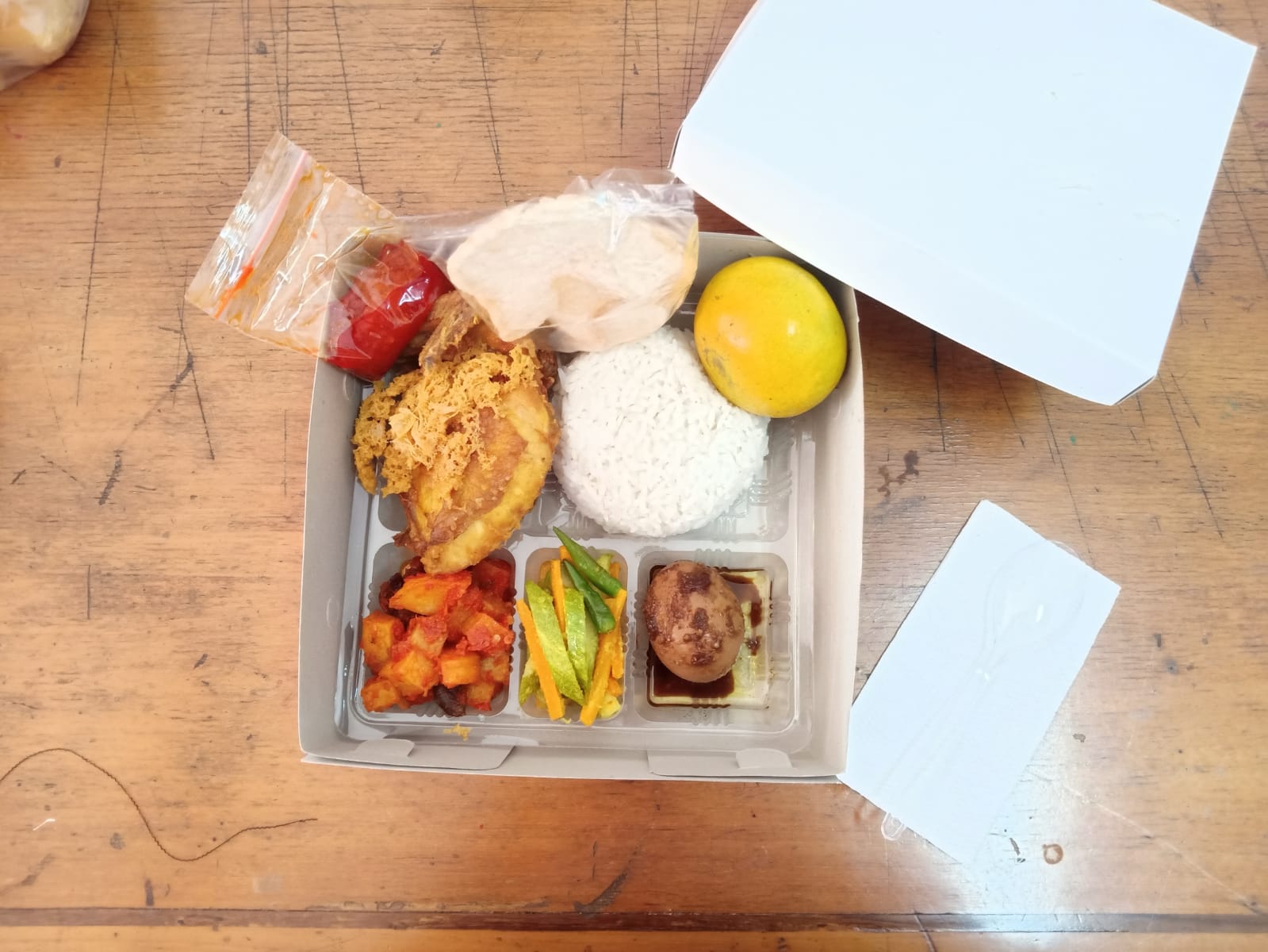 Nasi Paket 3 Cahaya Gemilang