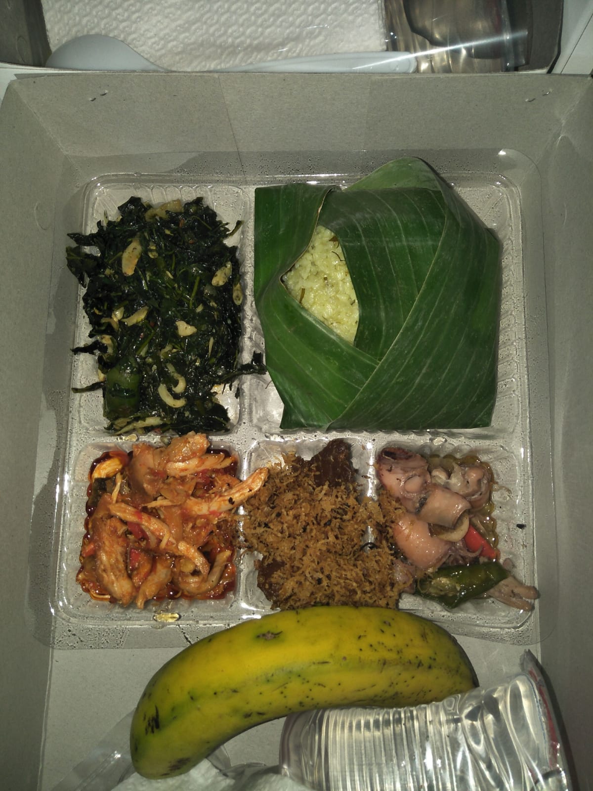 Nasi Hijau (komplit)