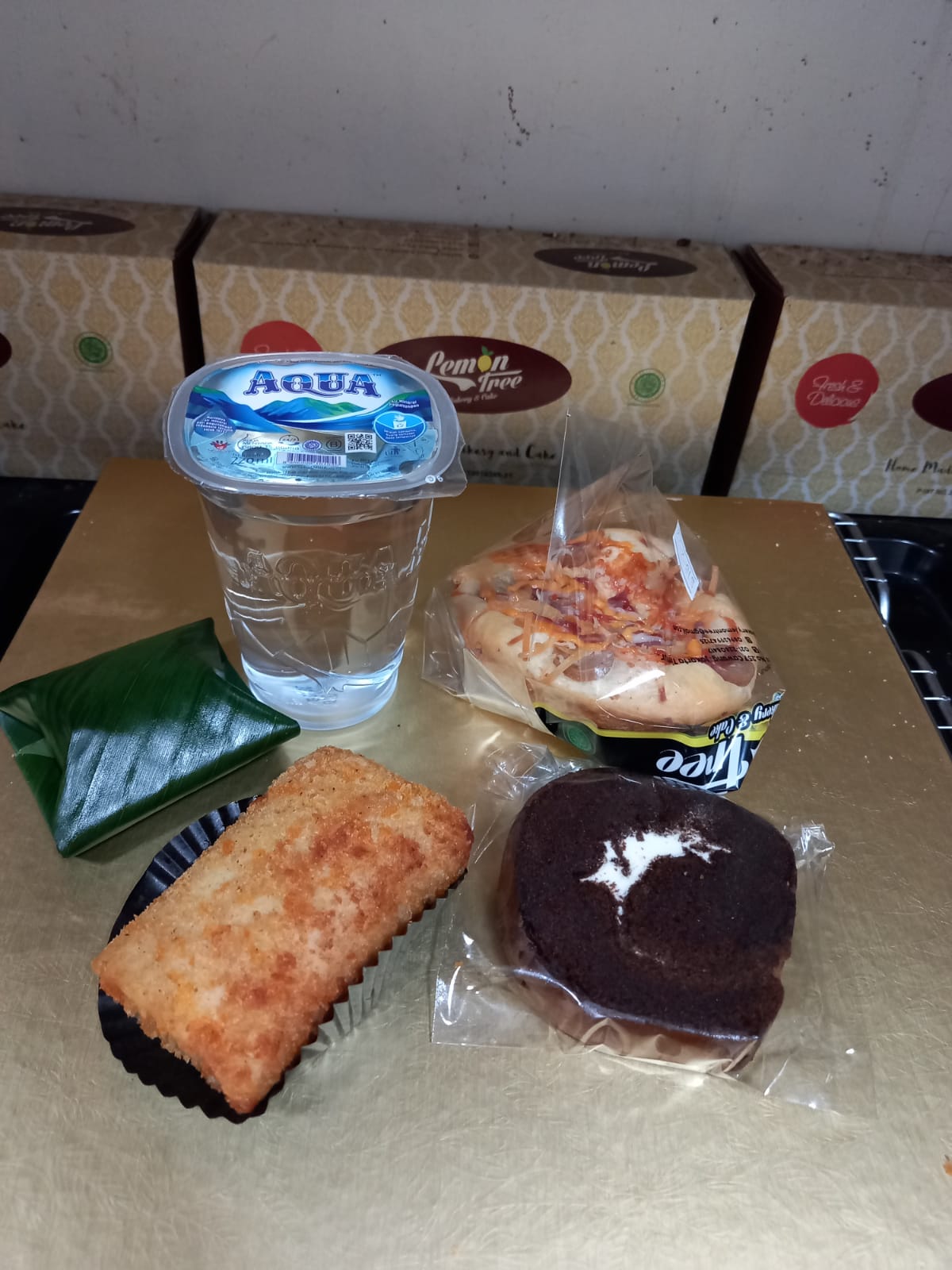 Paket Snack Box C Premium (Lemon Tree Bakery &amp; Cake)