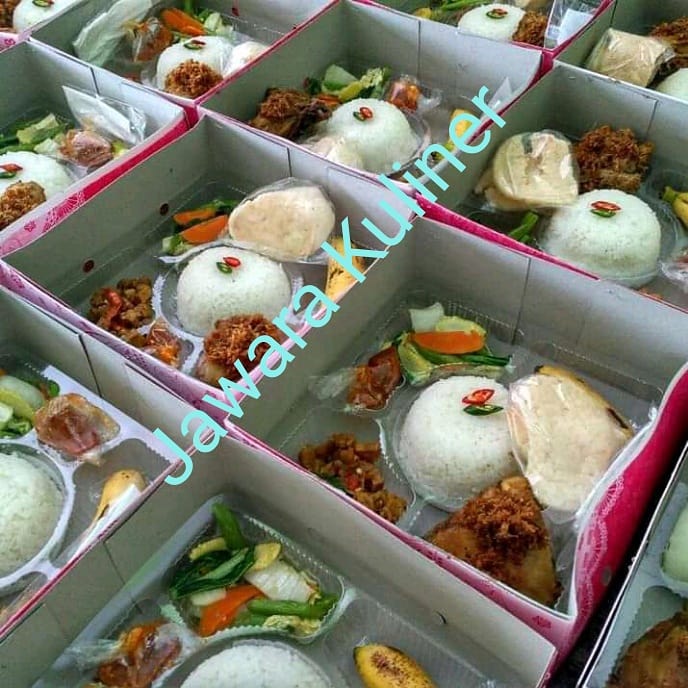 Nasi box komplit