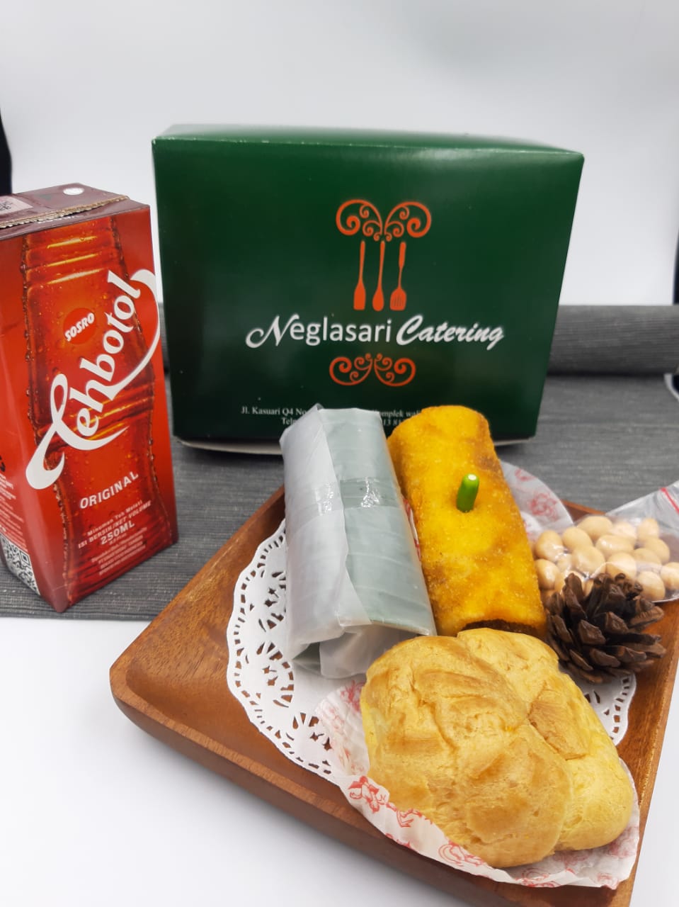 Paket Snack Box by Cake &amp; Pastry