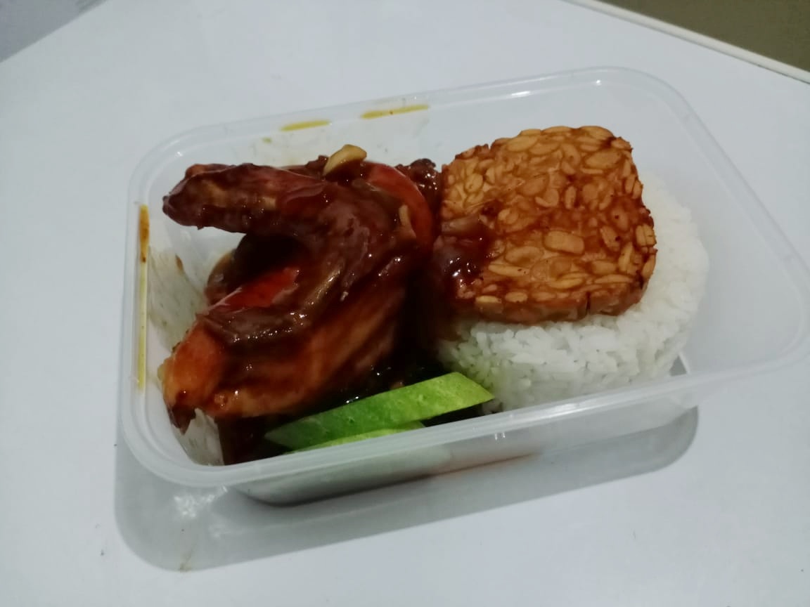 Ayam Penyet saus Mentega