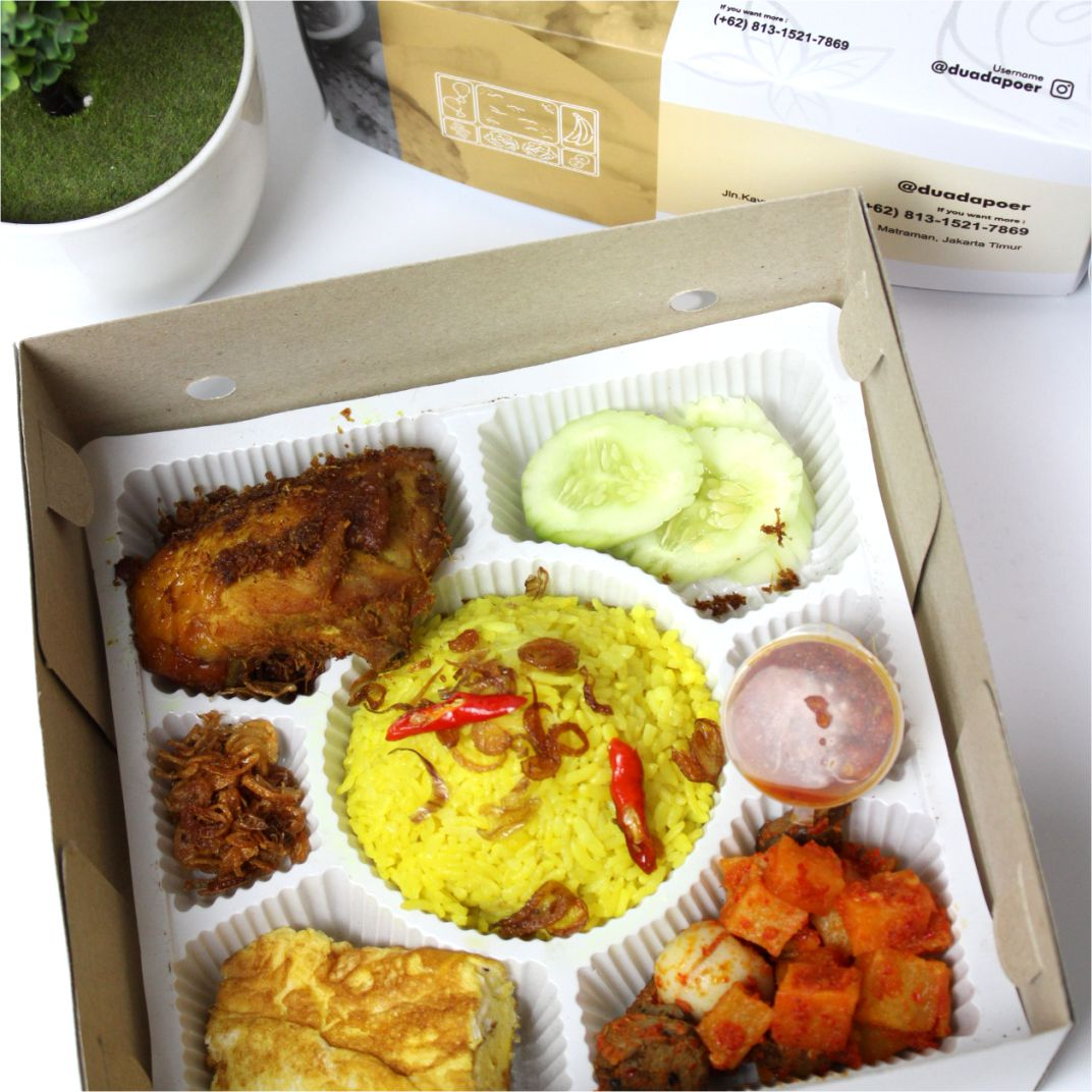 LUNCH BOX : Nasi Kuning