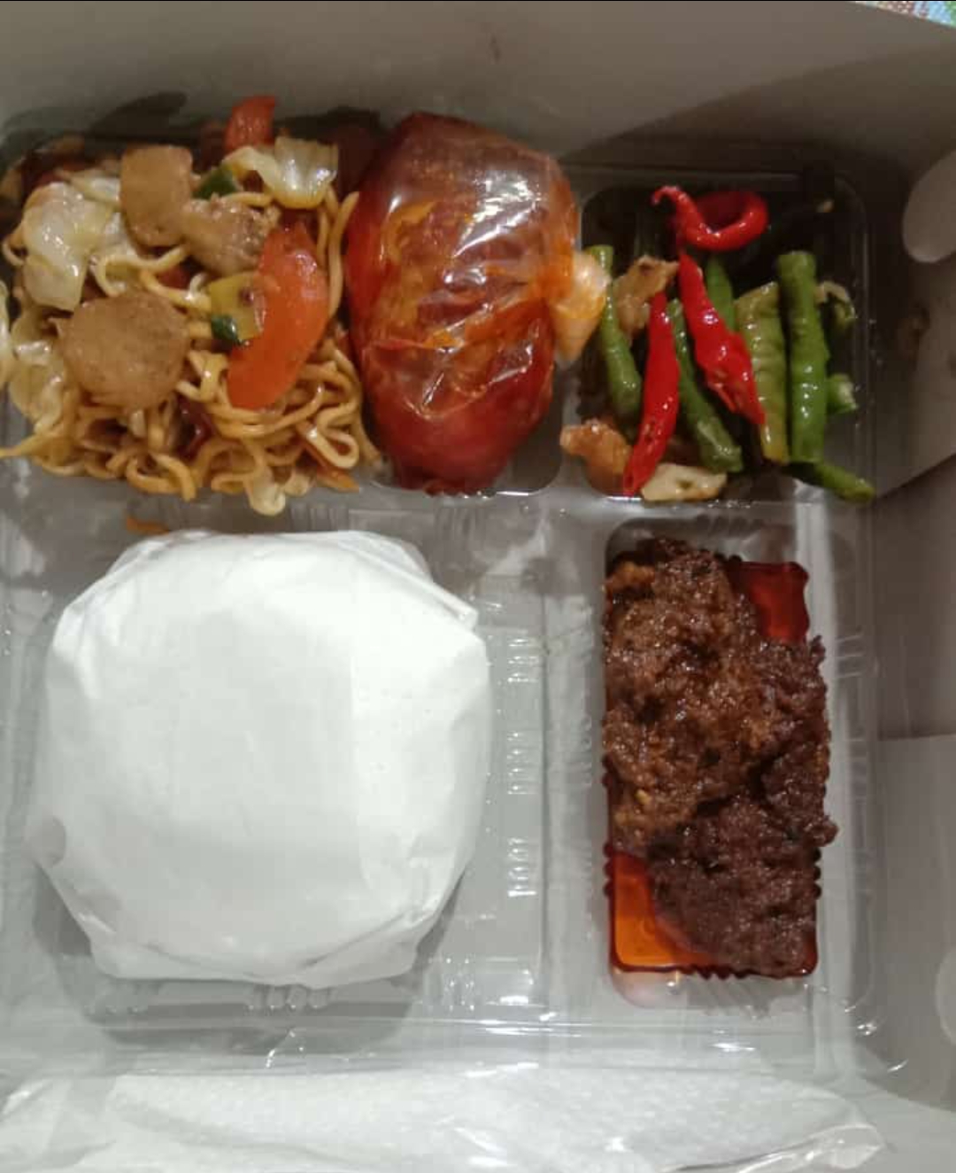 Paket Nasi Rendang Daging