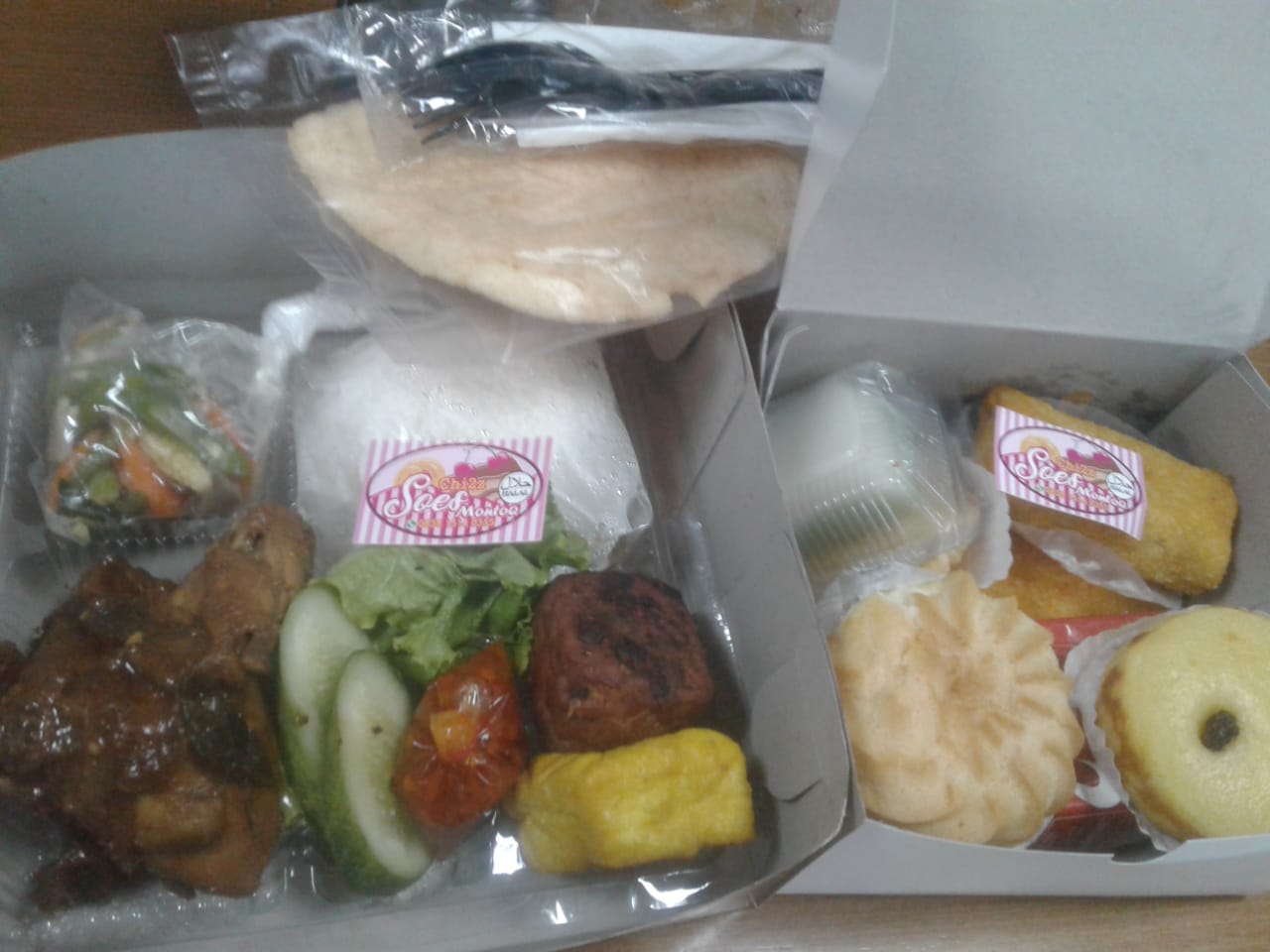 Paket komplit nasi Box &amp; Snack Box