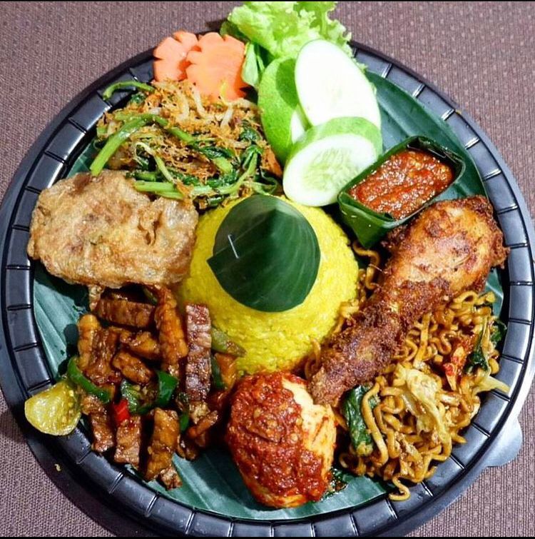 Nasi Tumpeng Mini