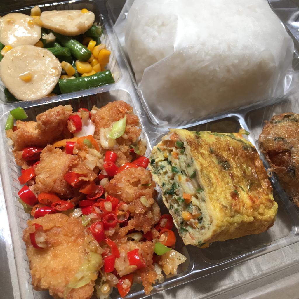 Nasi Box Ayam Goreng Tepung Cabai