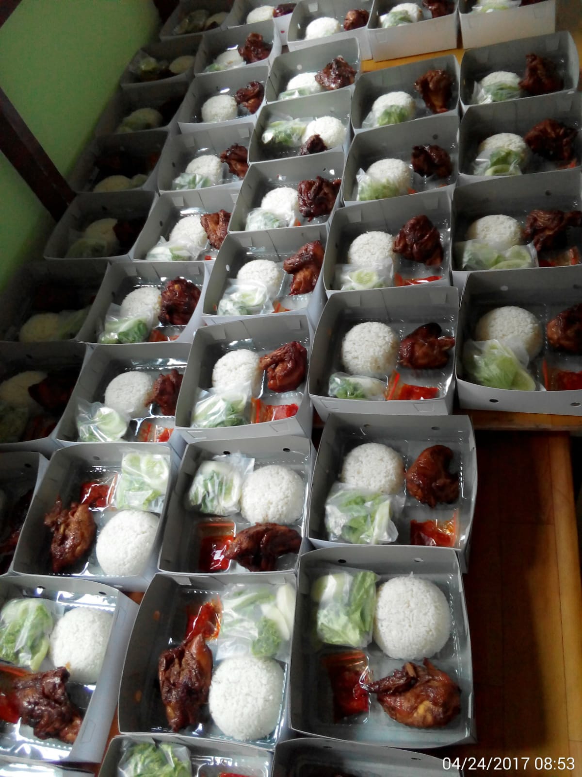 Nasi box ayam bakar madu