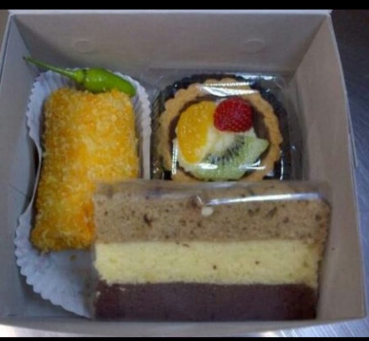 PAKET SNACK BOX D