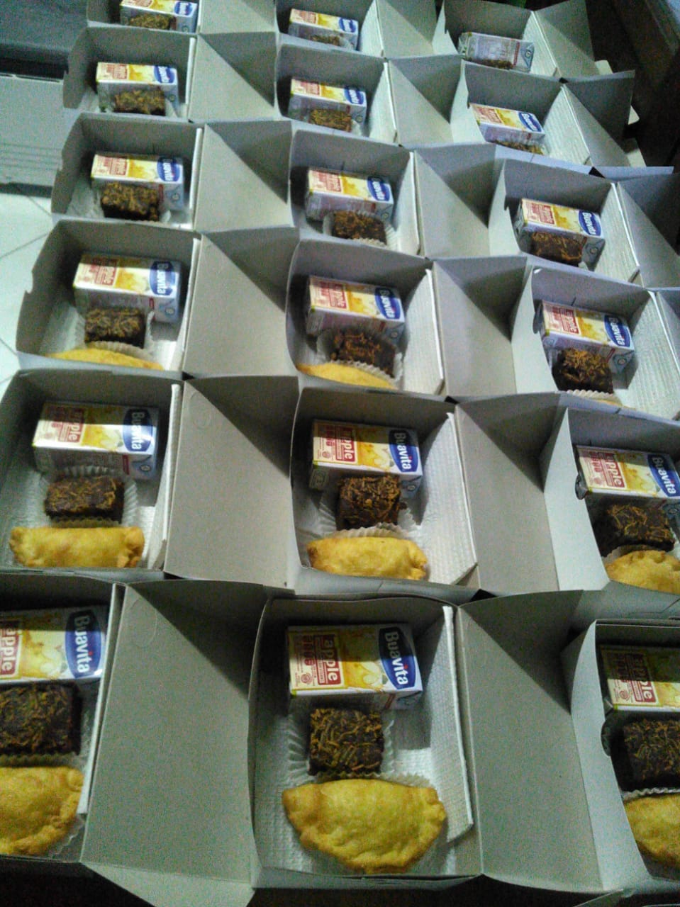 Paket snack box C