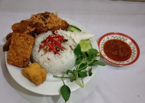 Nasi Box ayam