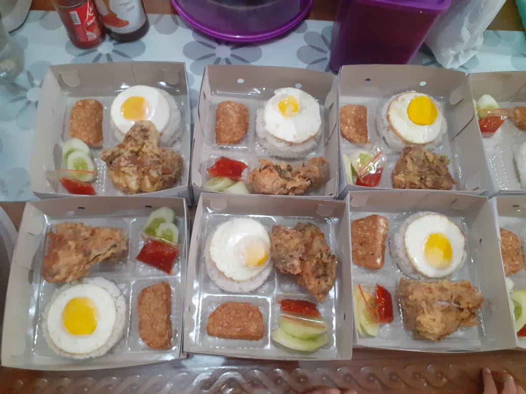 NASI BOX PAKET AYAM GEPREK