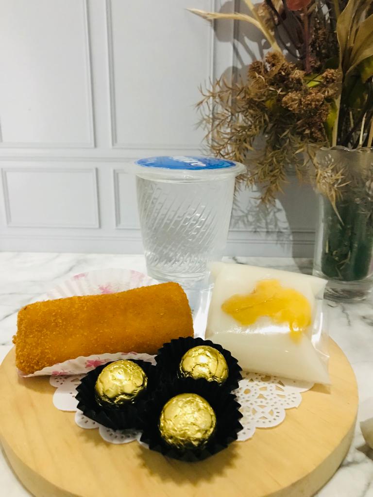 SNACK BOX