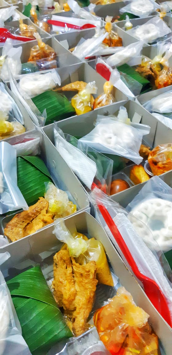 NASI BOX AYAM INGKUNG