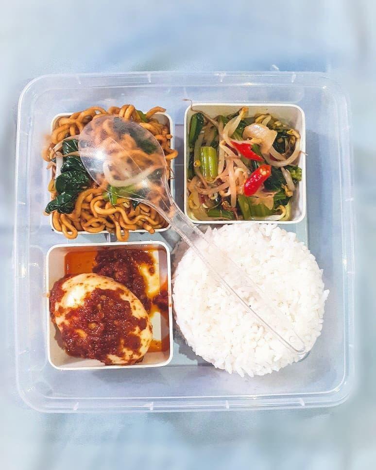 Paket Nasi Telor Balado