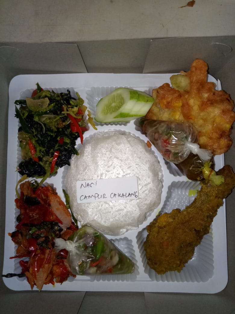 Paket Nasi Campur Cakalang by Sun-day cook &amp; cake