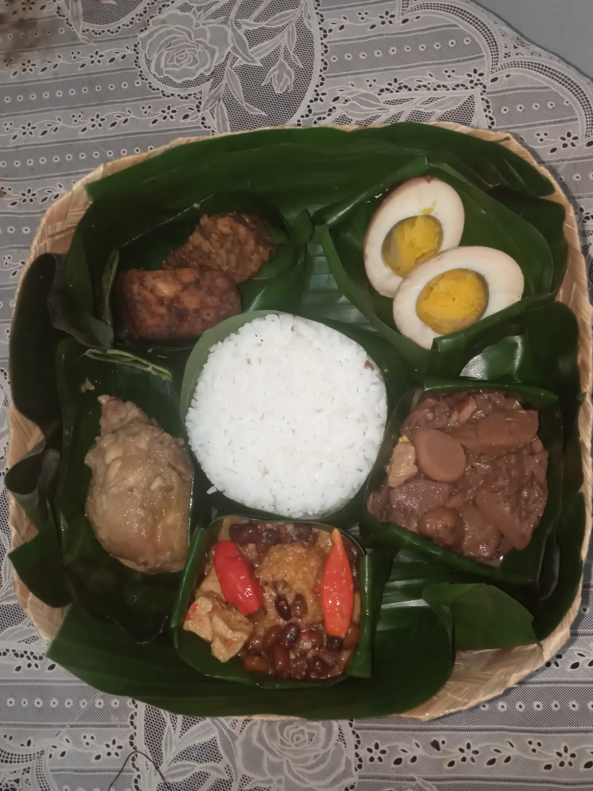 Paket Nasi Gudeg - Dapoer Tati 77