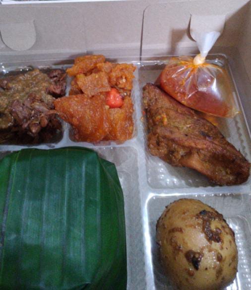 Paket Nasi Gudeg Telor