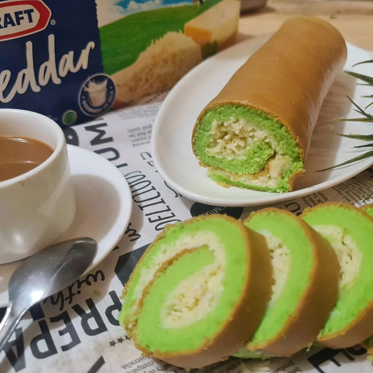 Bolu gulung pandan mini cream double cheese