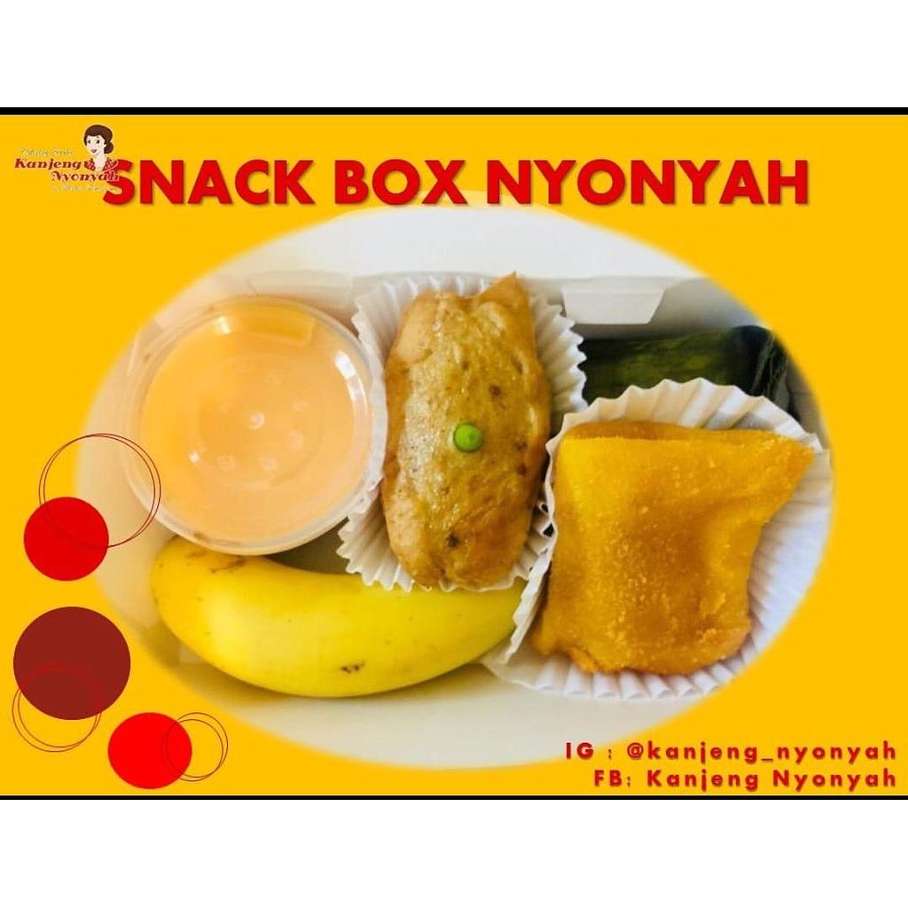 Paket B Snack Nyonyah