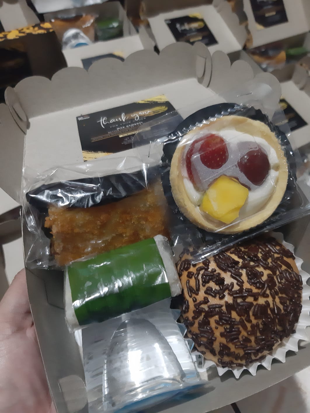 Paket Snack 2 By Mak Gemboel