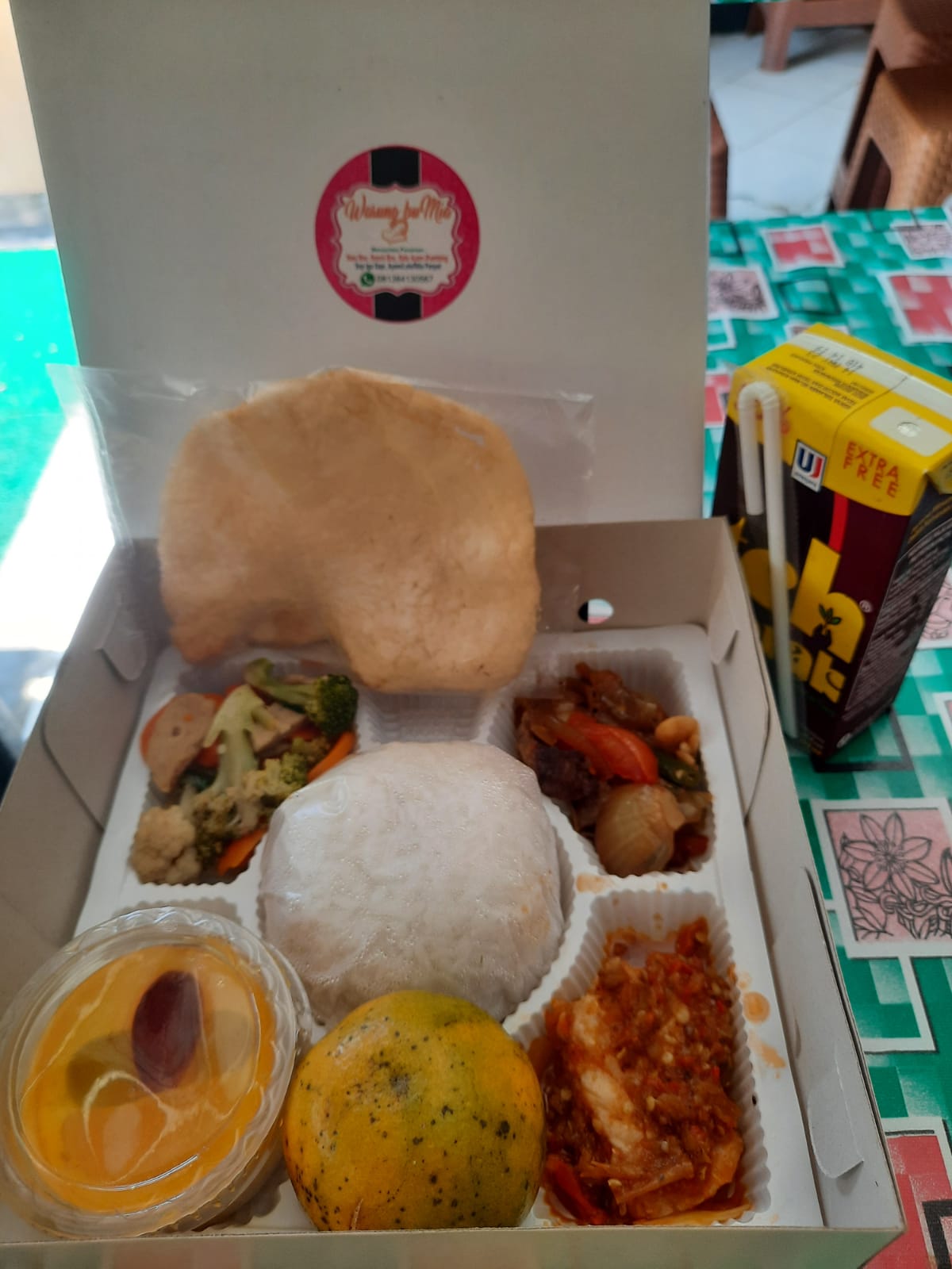 Paket Nasi Box A