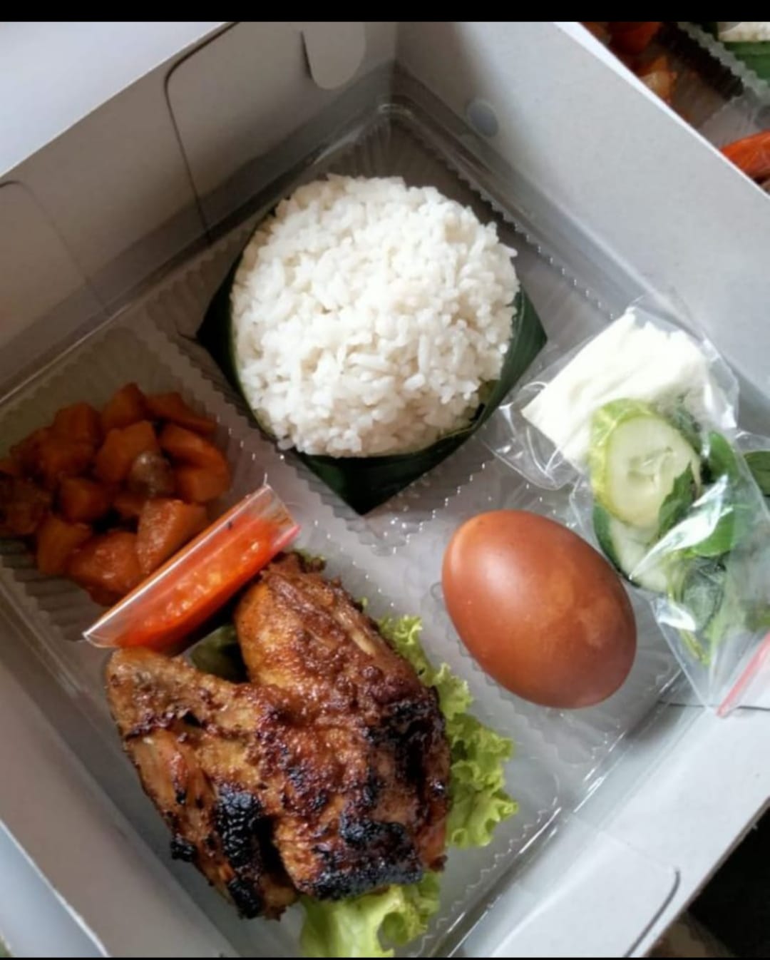 NASI BOX AYAM BAKAR