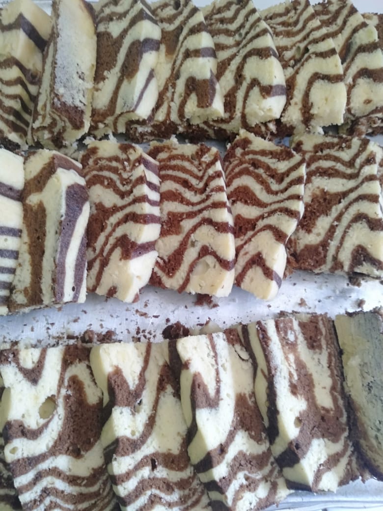 TOKO KUE SARIJADI