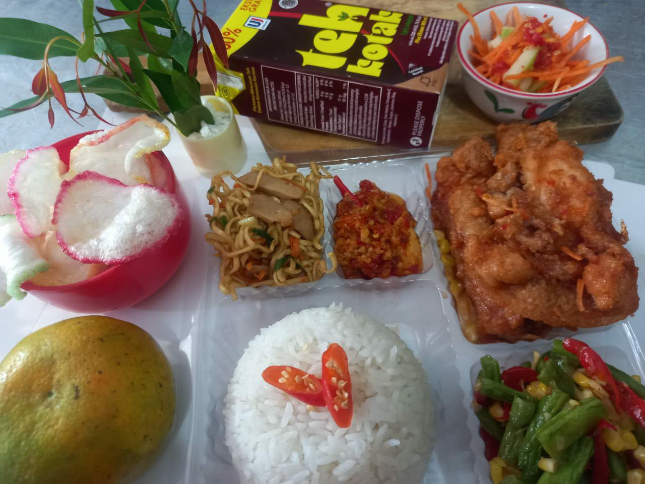 paket komplit nasi box 1