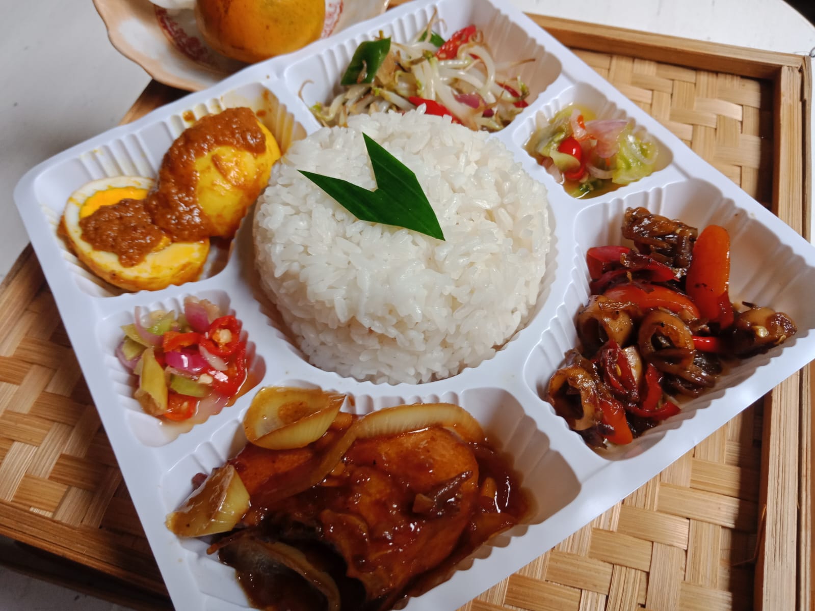 Nasi Box Paket III