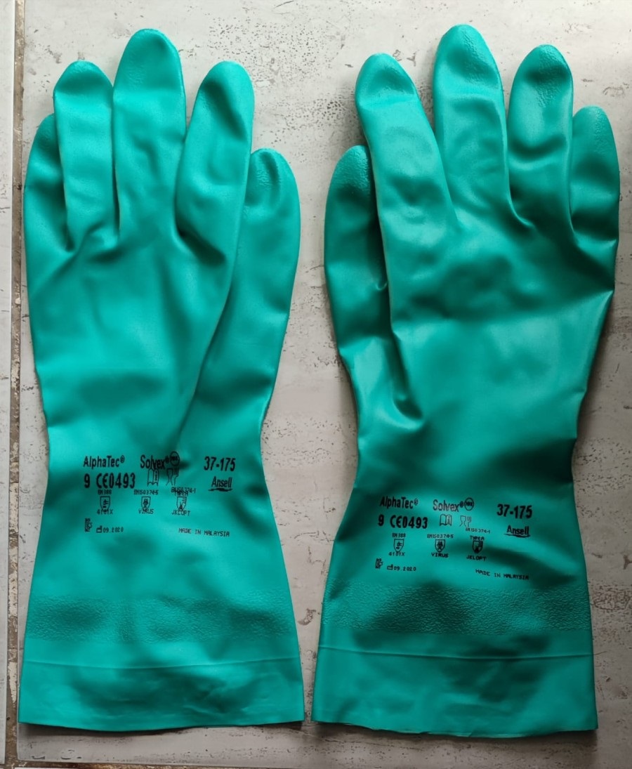 Safety Glove Ansell Solvex 37-175