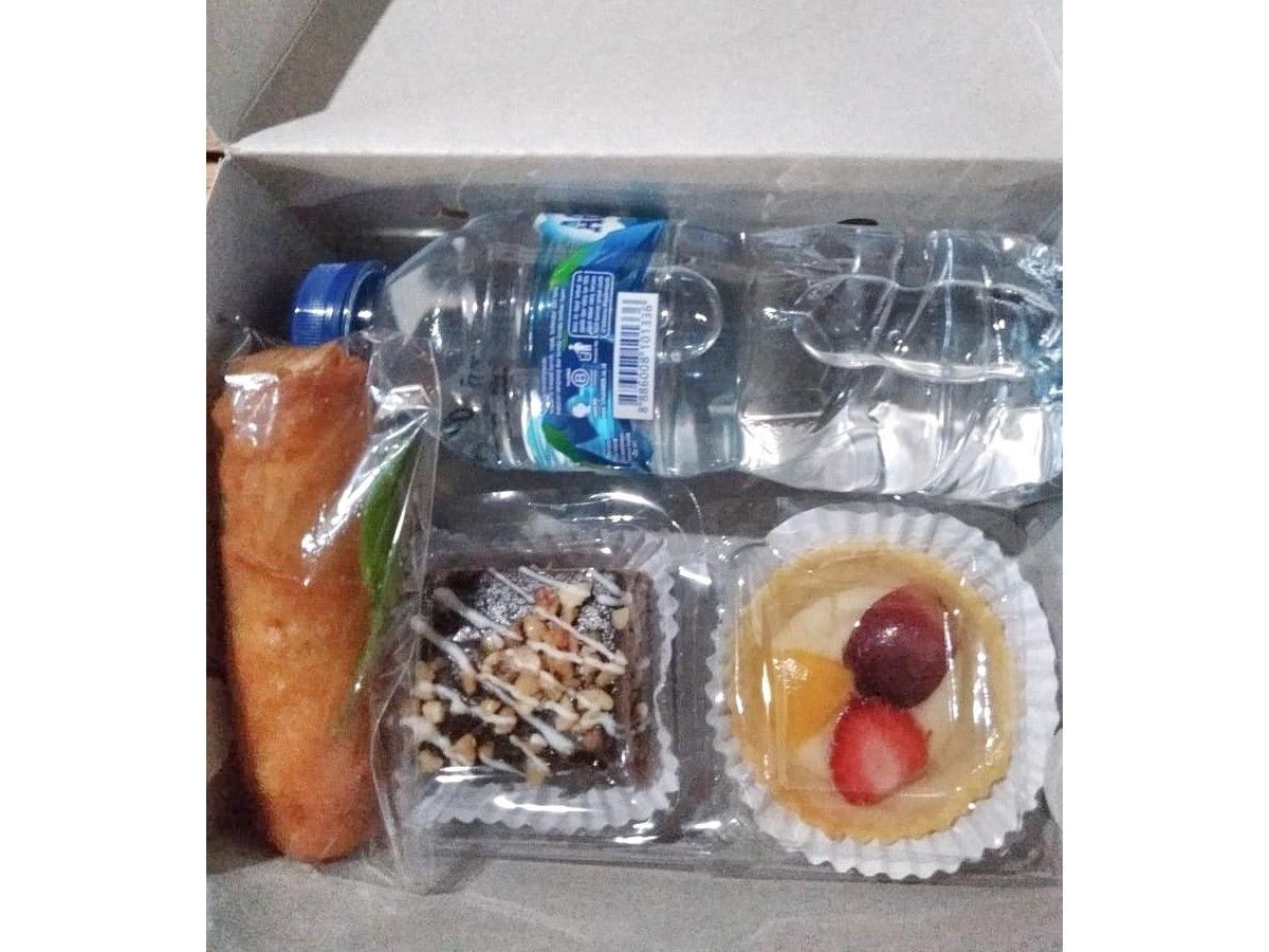 Paket 4 Snack Box