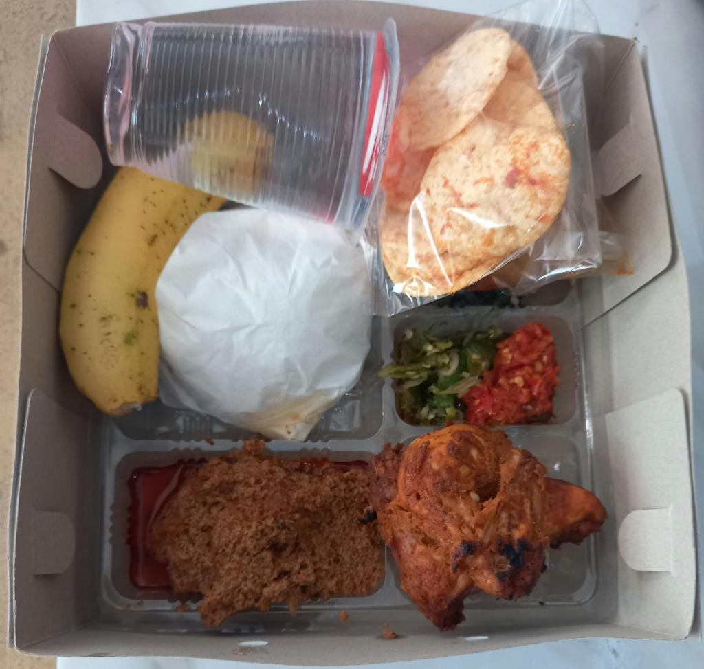 Nasi Box Rendang dan Ayam Bakar padang panjang1