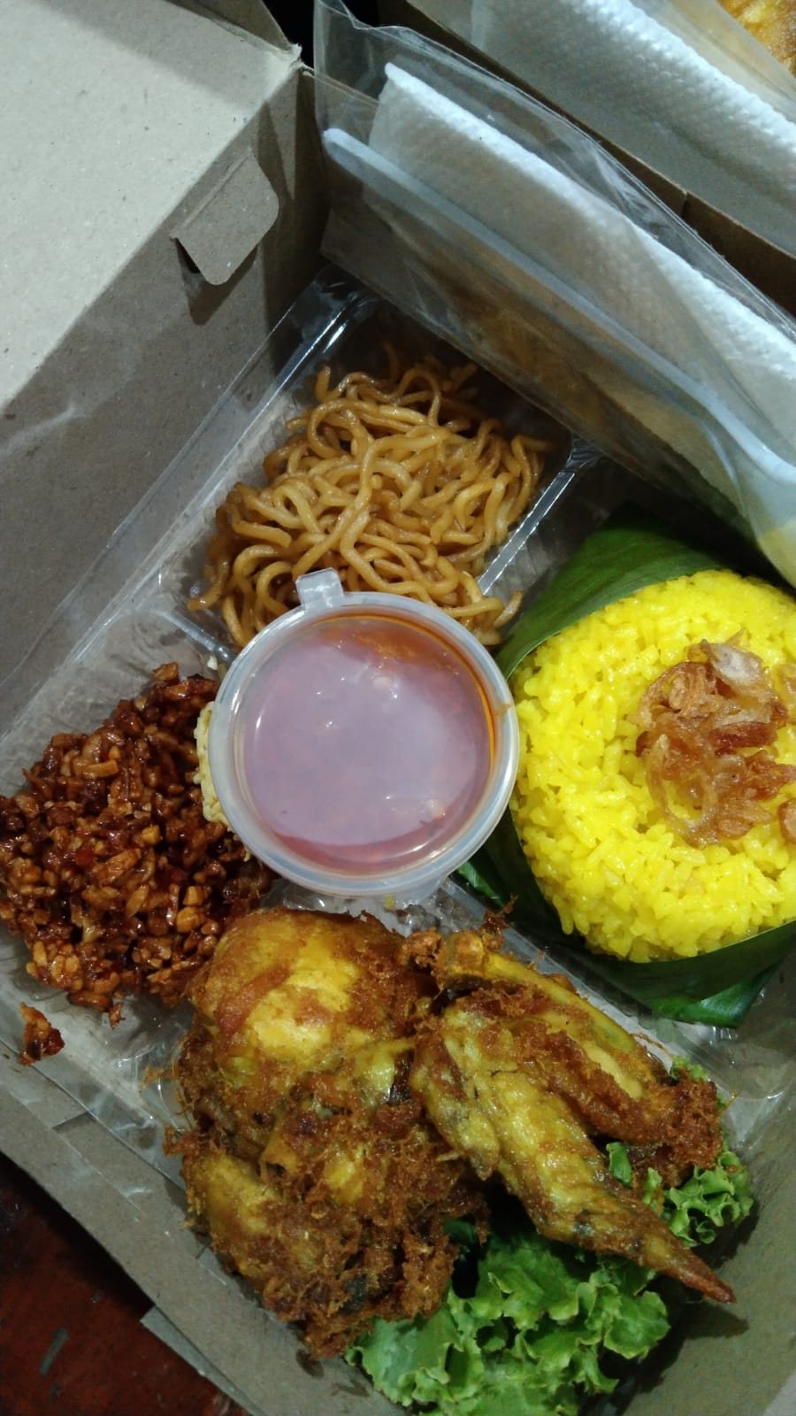 Nasi Kotak B by waroeng toeti