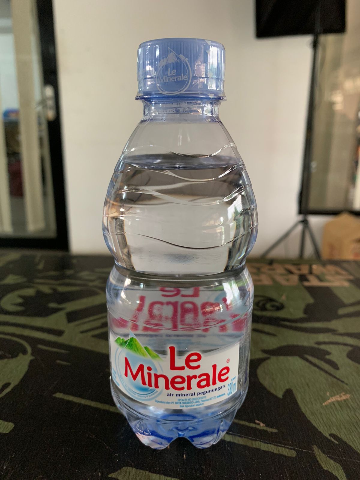 Air Mineral 330 ml