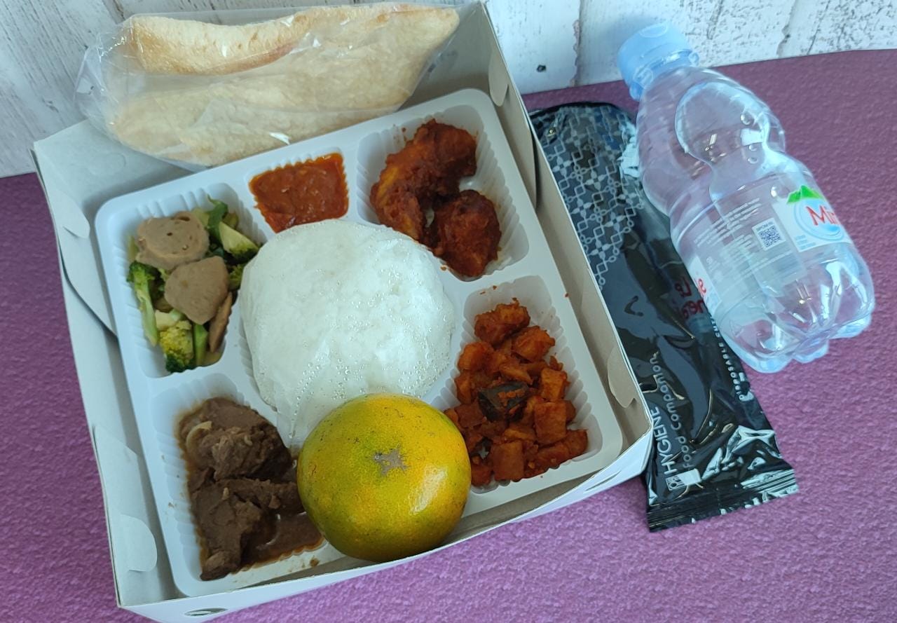 Paket Nasi Box 1 Makanin Salad